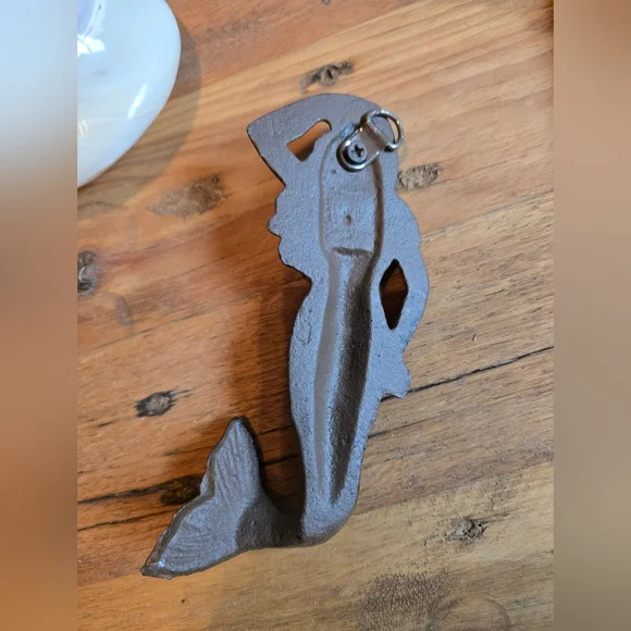 MERMAID LOVE BUNDLE - MERMAID METAL HOOK, MERMAID DECOR SIGN, & PEARL SHELL - Picture 3 of 8